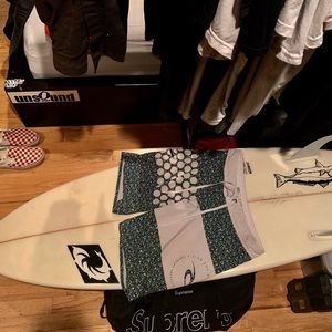 RIPCURL BOARD SHORTS